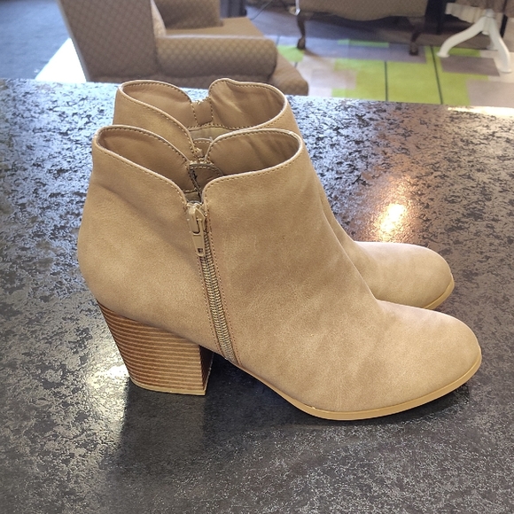 Me Too Tan Ankle Booties - Picture 1 of 6